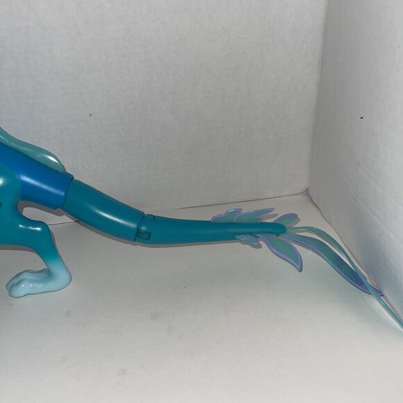 Disney's Raya and The Last Dragon Color Splash Sisu Dragon Water Toy Figure - Picture 9 of 11